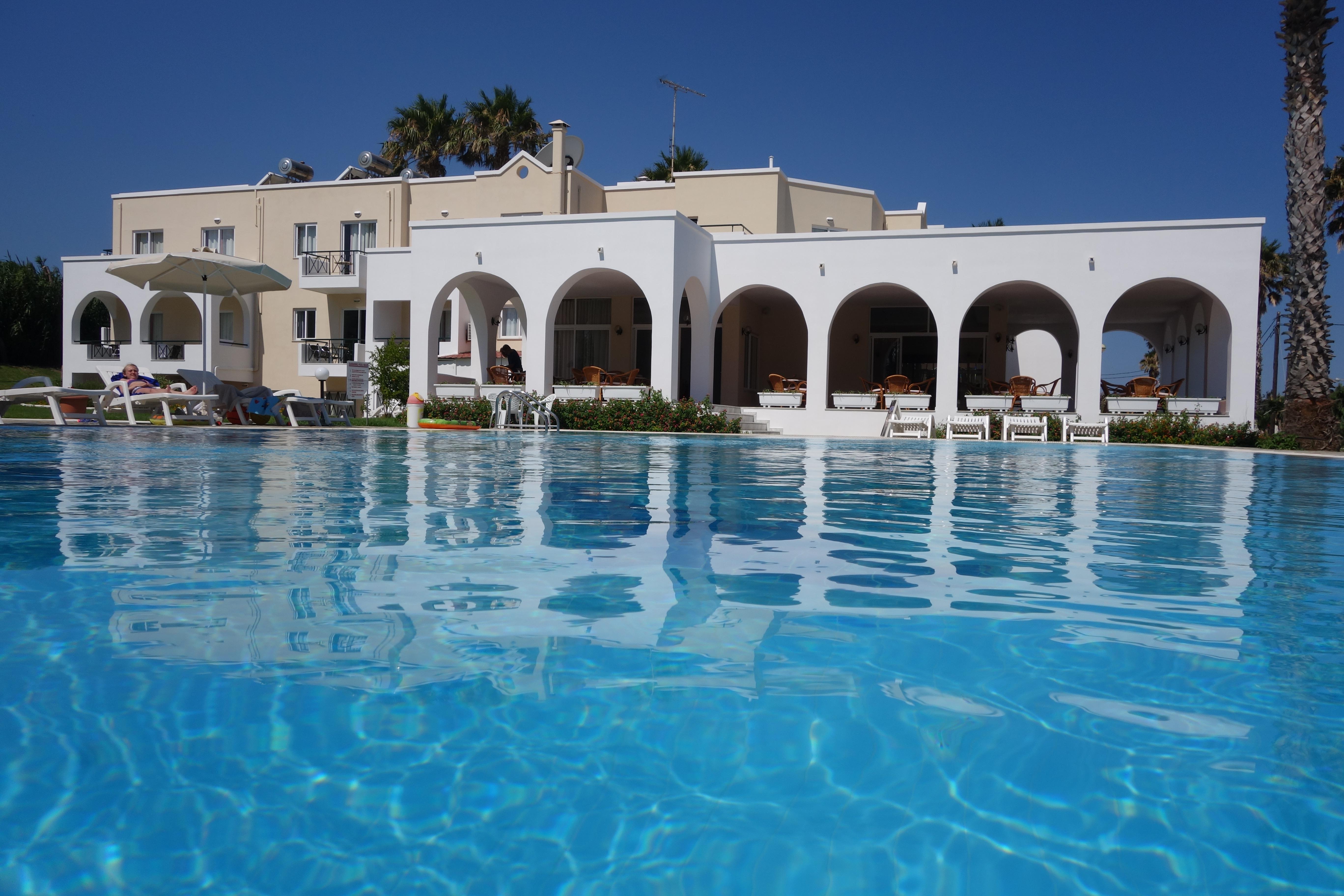 Andromeda Hotel Apartments Psalidi  Exterior photo