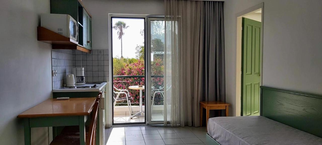 Andromeda Hotel Apartments Psalidi  Exterior photo